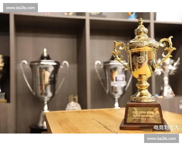 PGC全球总决赛落幕，谁能捧起象征荣耀的冠军奖杯！